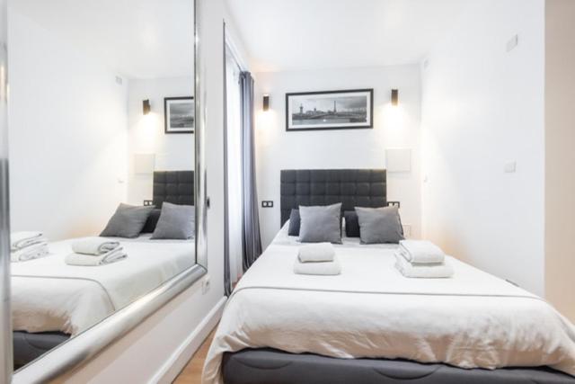 Near Eiffel Tower...Cute Little Studio Paris Ngoại thất bức ảnh